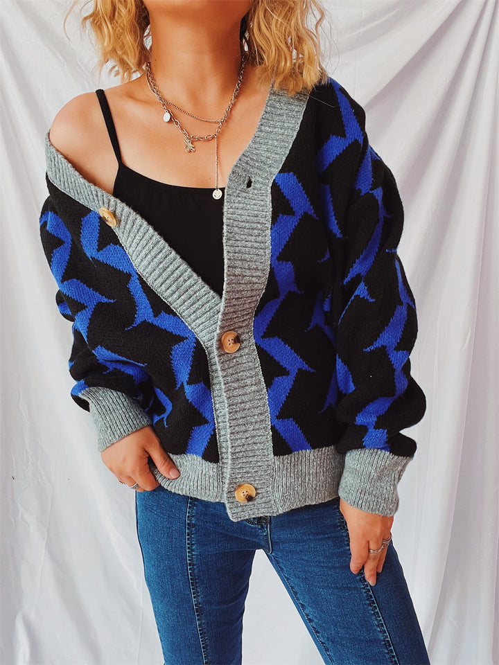 Damen Strickjacke mit modernem geometrischen Muster und eleganten Knopfdetails Drune