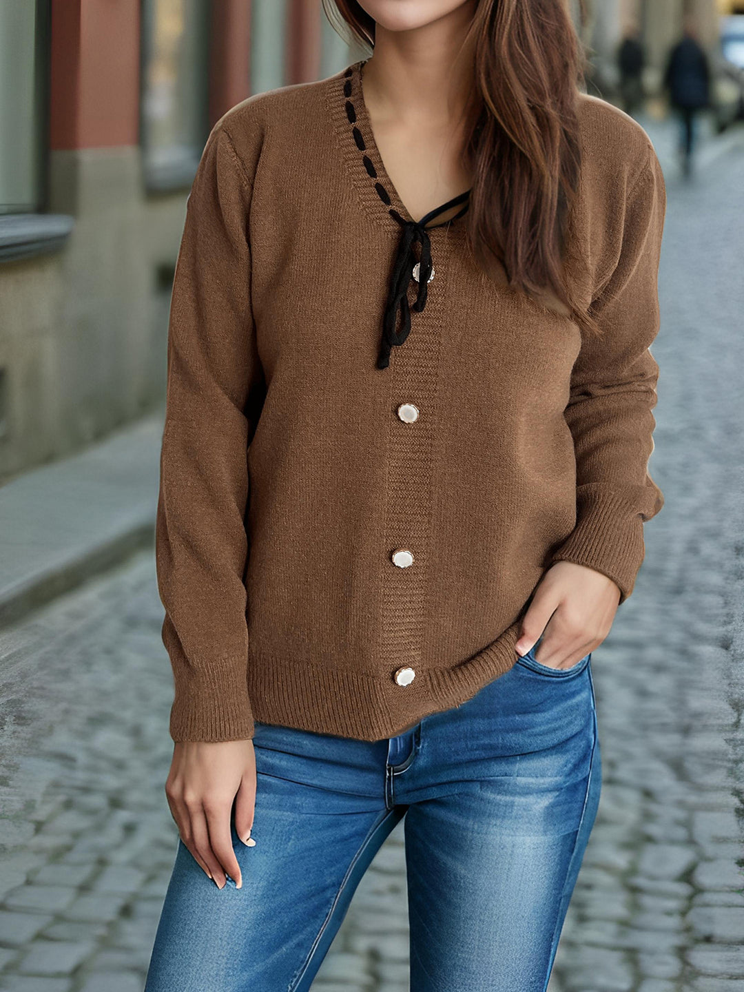 Damen modischer Strickpullover mit verspieltem Bindeband und dekorativen Knöpfen Drune