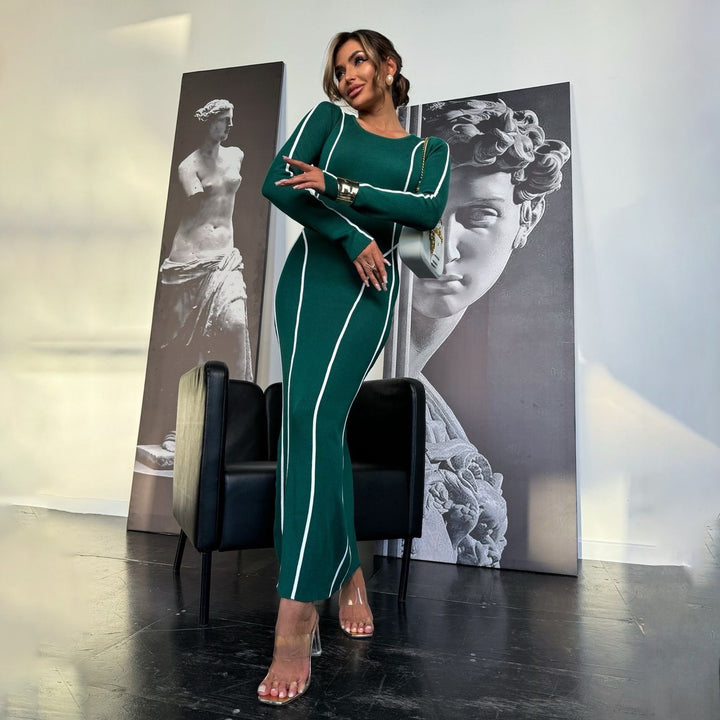 Damen Körperbetontes Strickkleid mit kontrastierenden Linien Drune