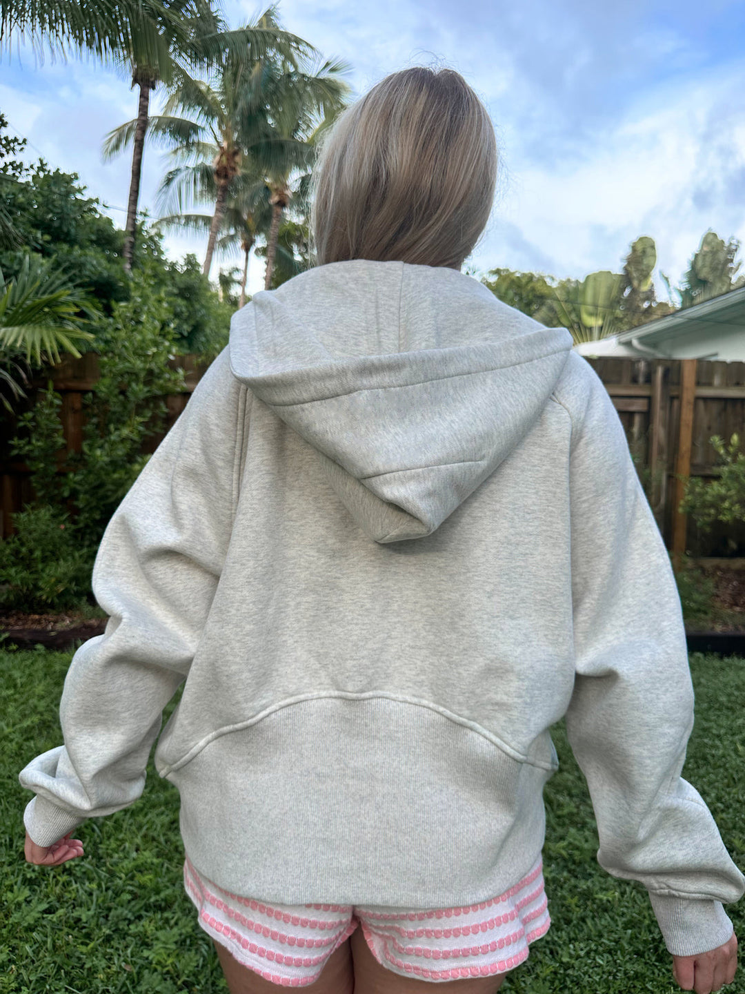 Damen Oversized Hoodie mit kurzem Reißverschluss und Kängurutasche Drune