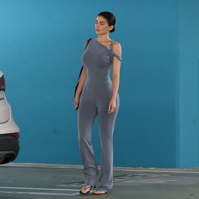Damen Figurbetontes Jumpsuit mit asymmetrischem Schnitt und eleganter Schulterbetonung Drune