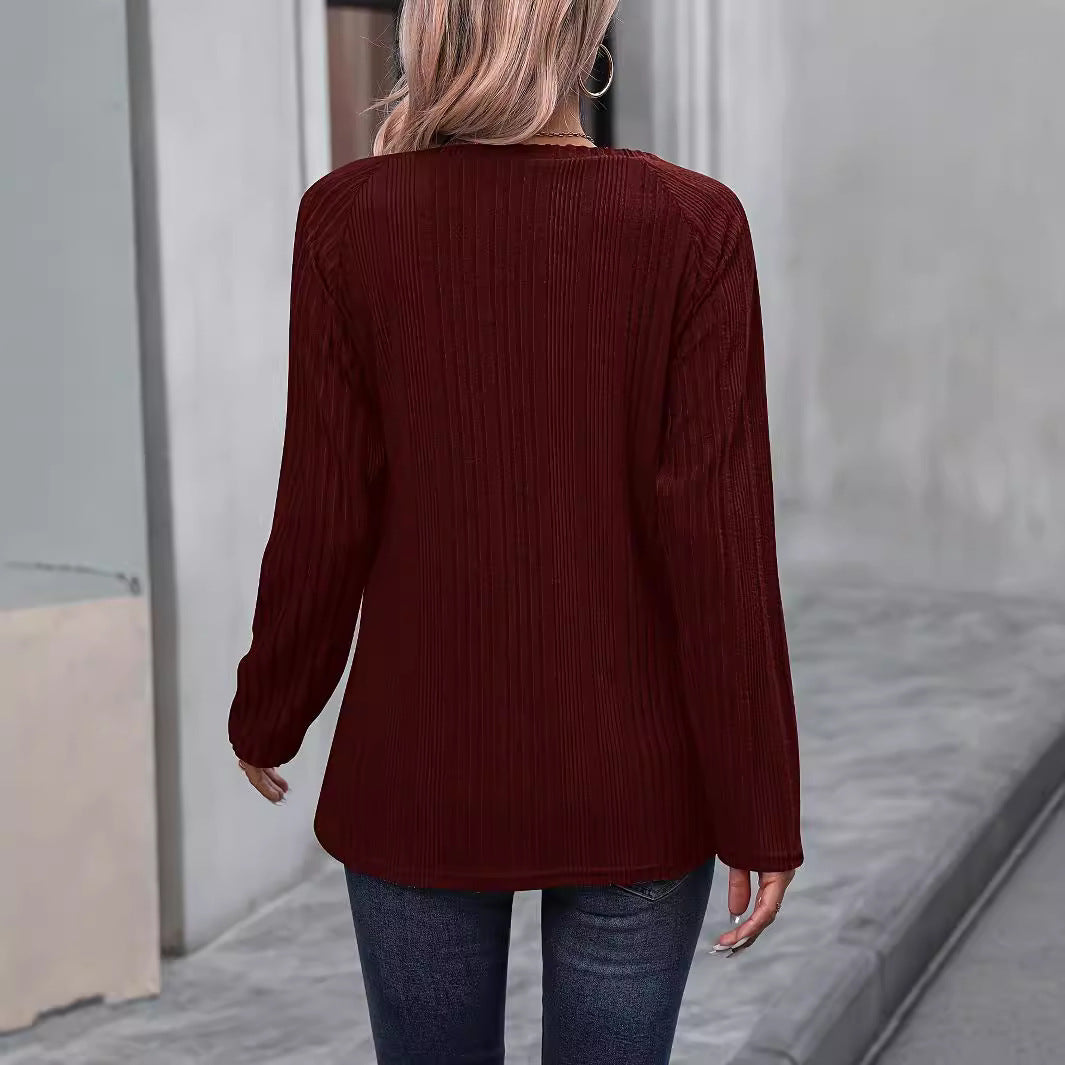 Damen Strickoberteil mit modischem Rippendesign und dekorativen Knopfdetails Drune