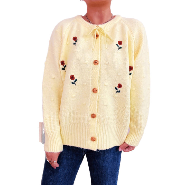 Damen Strickjacke mit floralem Stickdesign und Knopfverschluss Drune