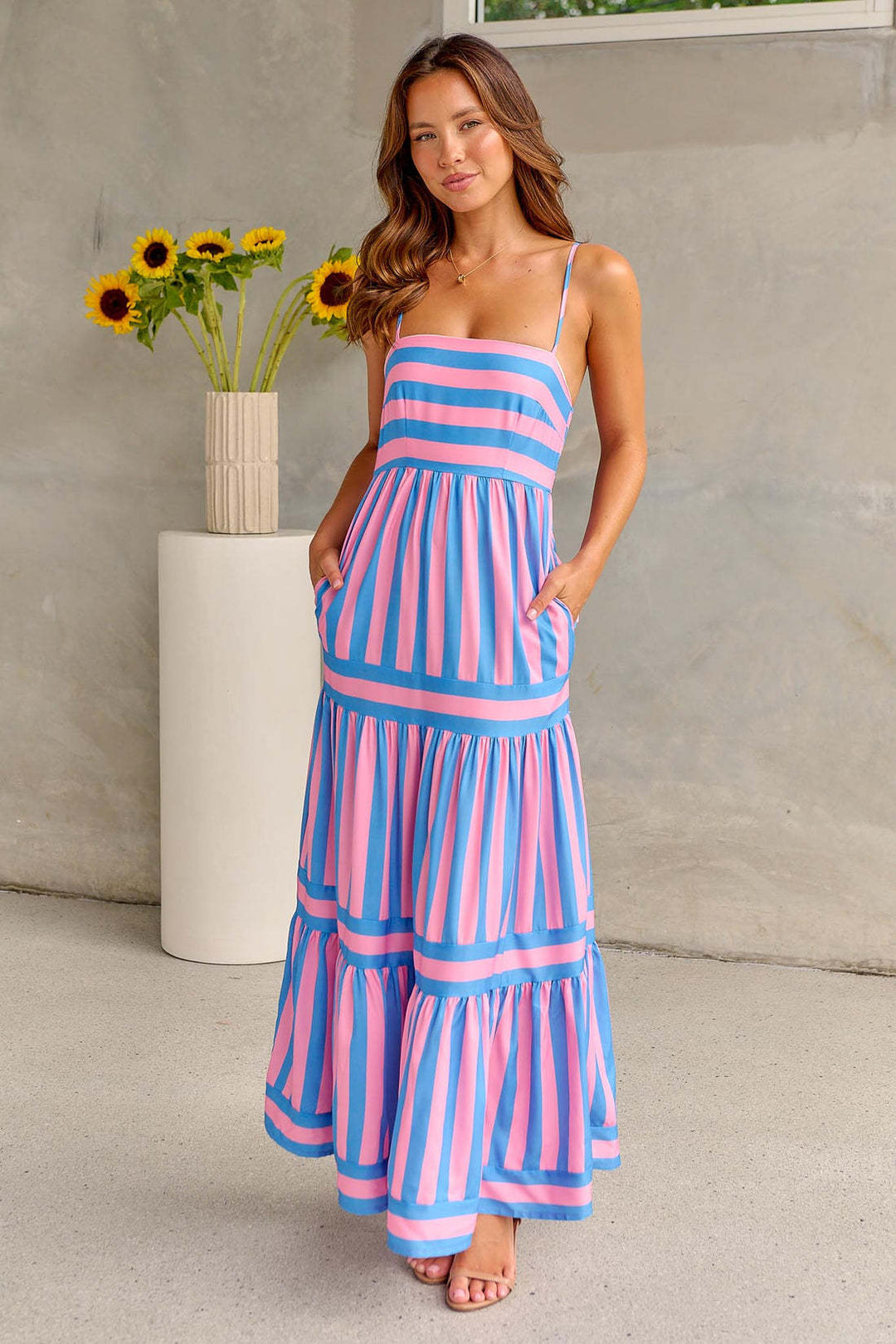 Damen Maxikleid mit Streifenmuster und fließendem Rock Drune