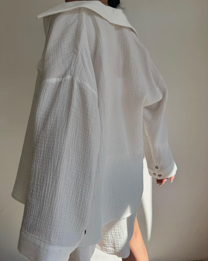 Damen lässige Overshirtjacke aus leichtem Material mit Holzknöpfen Drune