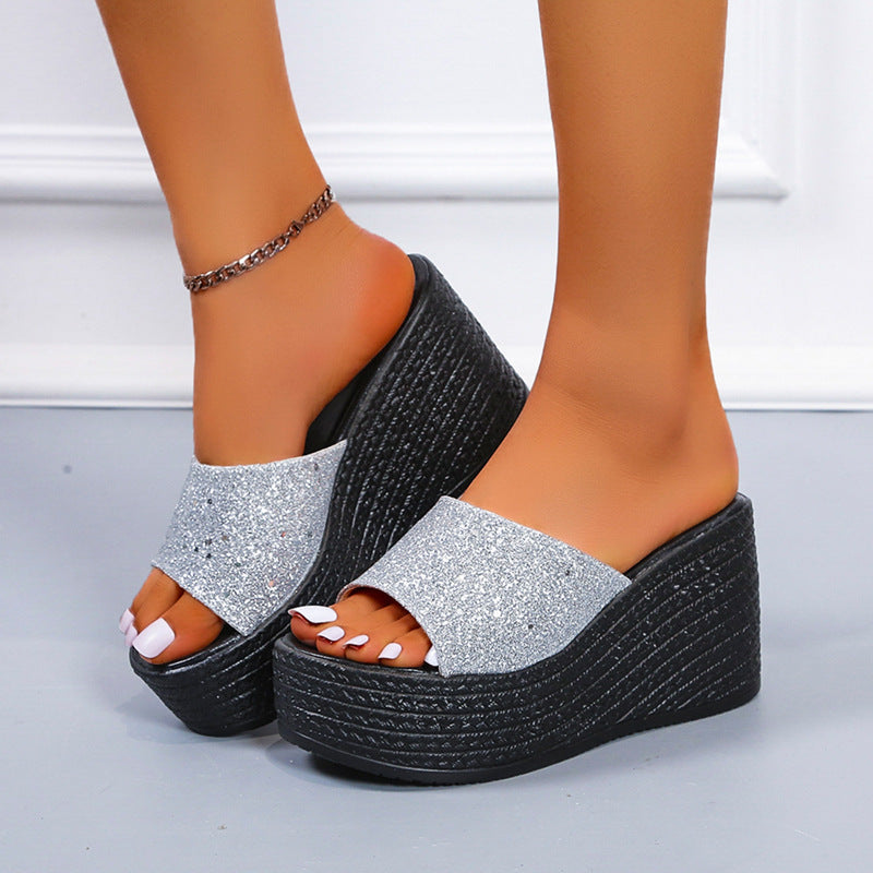 Damen nan offene Plateau-Mule mit glitzerndem Riemen, geprägter Keilsohle und gepolstertem Komfortfußbett Drune