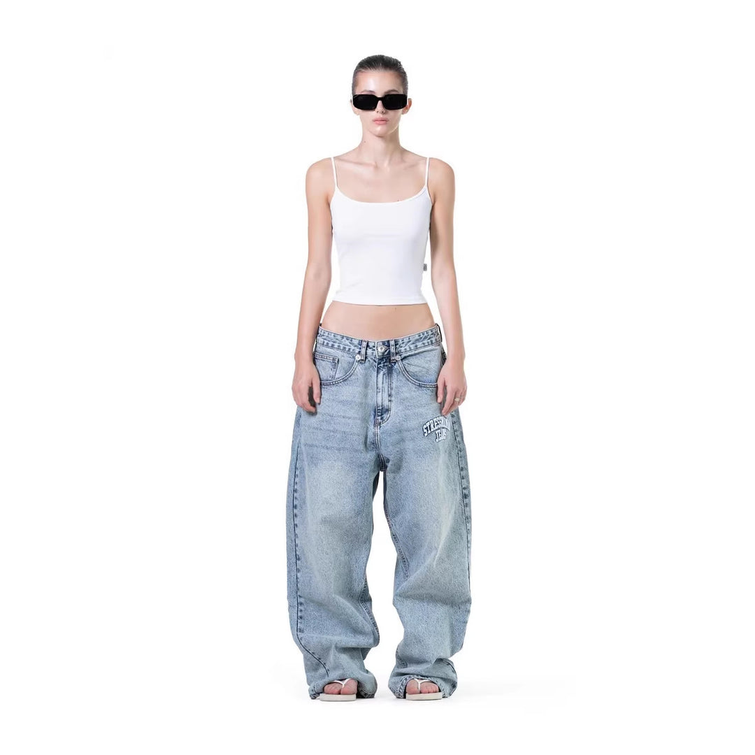 Damen weite Denim-Jeans mit stilvollem Stickdesign Drune