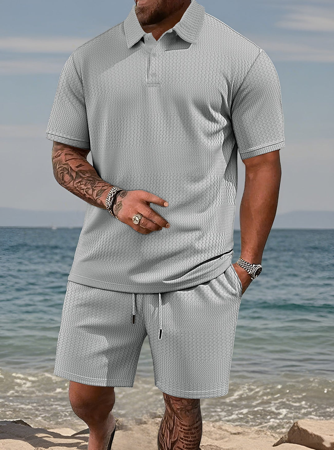Herren nan geprägtes Strand-Ensemble mit offenem Kurzarm-Hemd und Kordel-Bermuda Drune