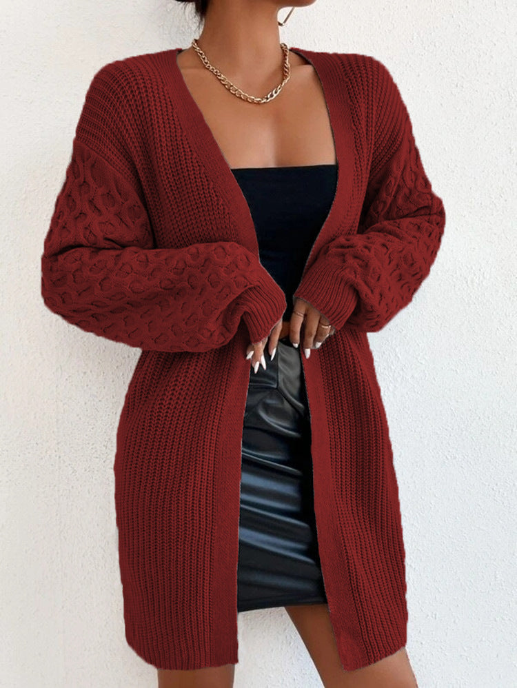 Damen Strickjacke mit raffiniertem Zopfmuster und lässigem Schnitt Drune
