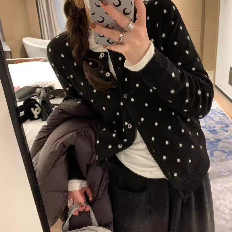 Damen modischer Strickcardigan mit Punkten Drune