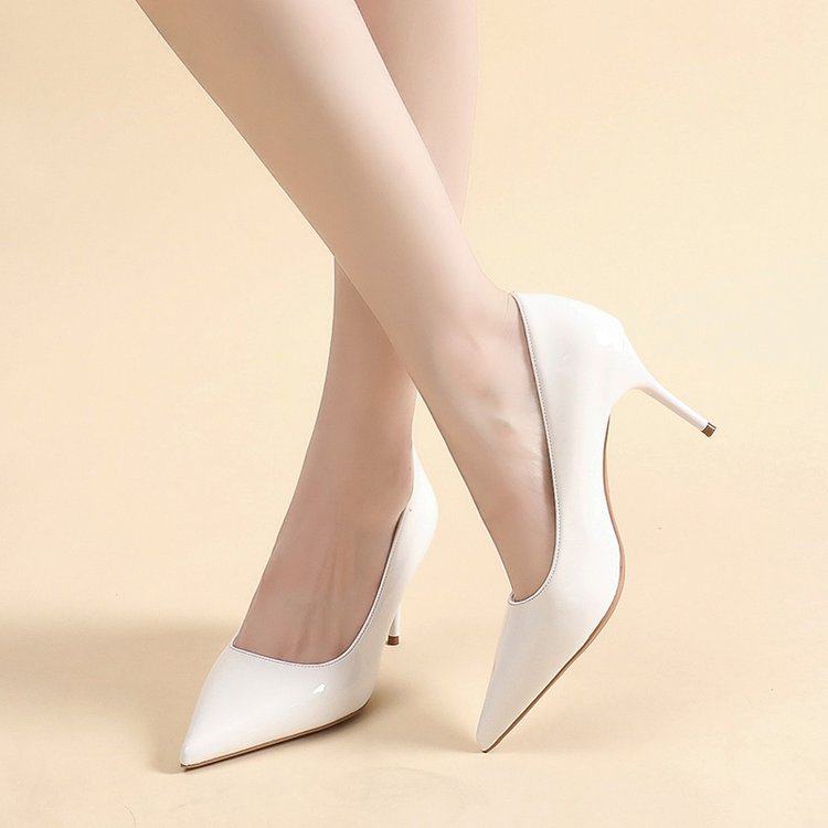 Damen Spitze High Heels mit glänzender Lackoberfläche Drune
