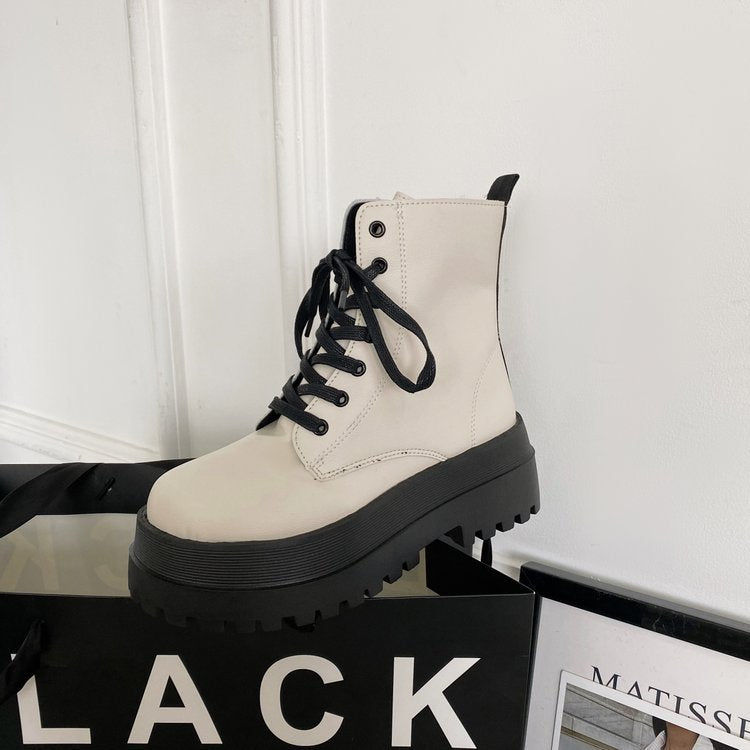 Damen Schnürstiefel mit robuster Plateausohle und elegantem Obermaterial Drune