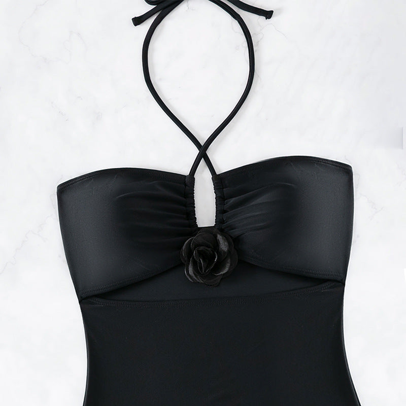 Damen Einteiler Badeanzug mit verzierten Cut-Outs und elegantem Wickelrock Drune