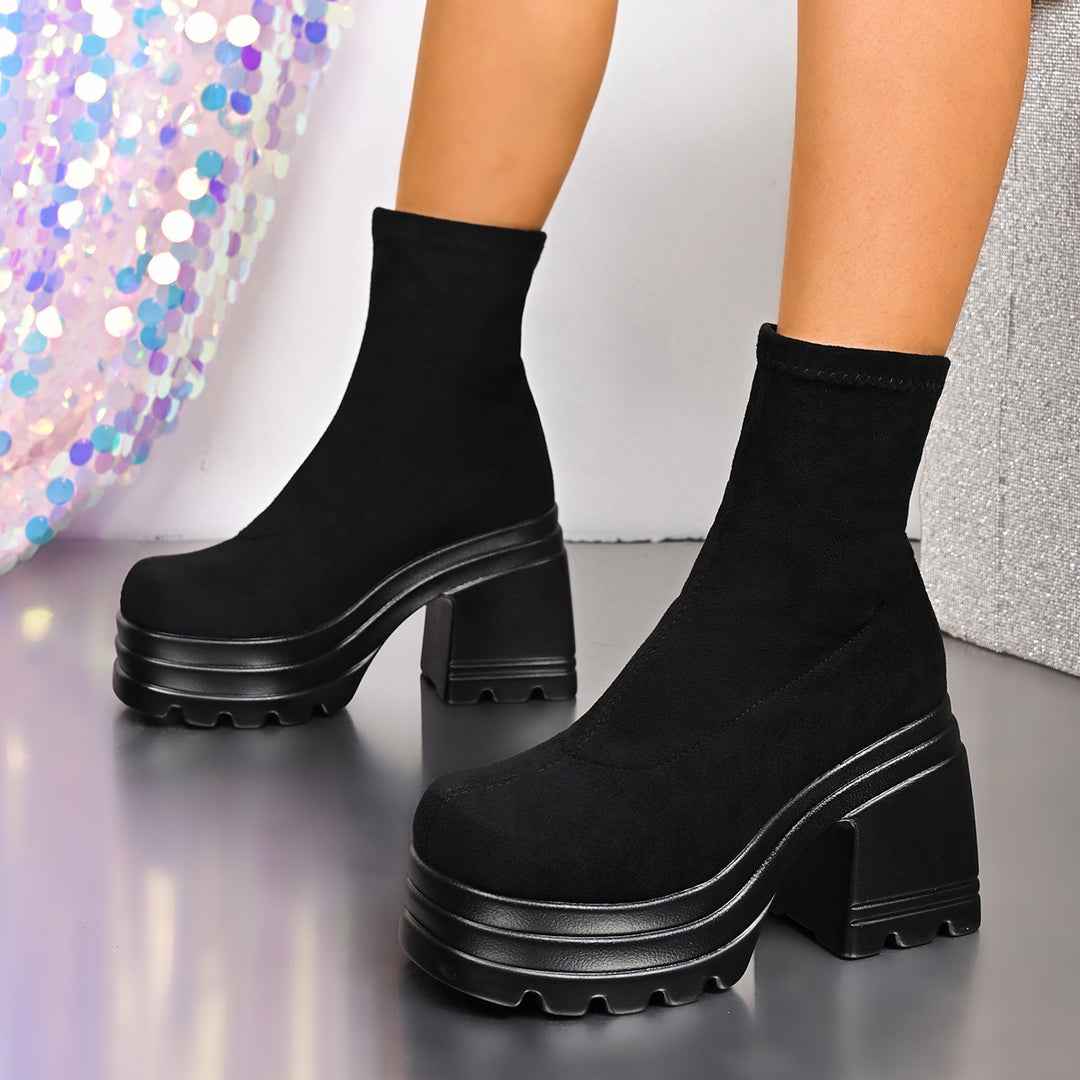 Damen Plateau Stiefeletten mit robuster Gummisohle und elastischem Schaft Drune