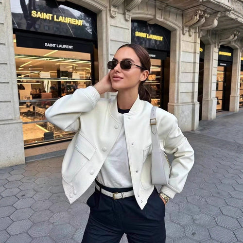 Damen sportliche Bomberjacke mit wattiertem Innenfutter und praktischen Taschen Drune