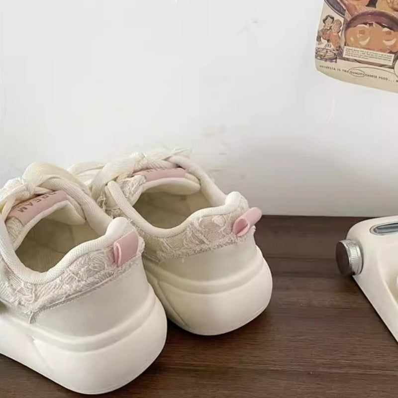 Damen Komfortable Sneaker mit modischen Details und softem Innenfutter Drune