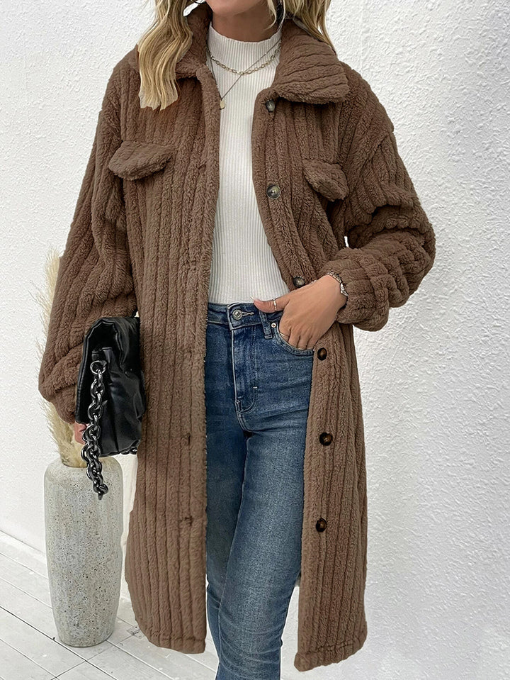 Damen nan langer Teddy-Mantel mit Schalkragen und aufgesetzten Brusttaschen Drune