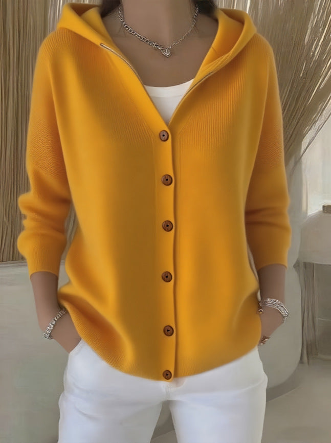 Damen Kapuzenstrickjacke mit Praktischen Knopfdetails und Lässigem Schnitt Drune