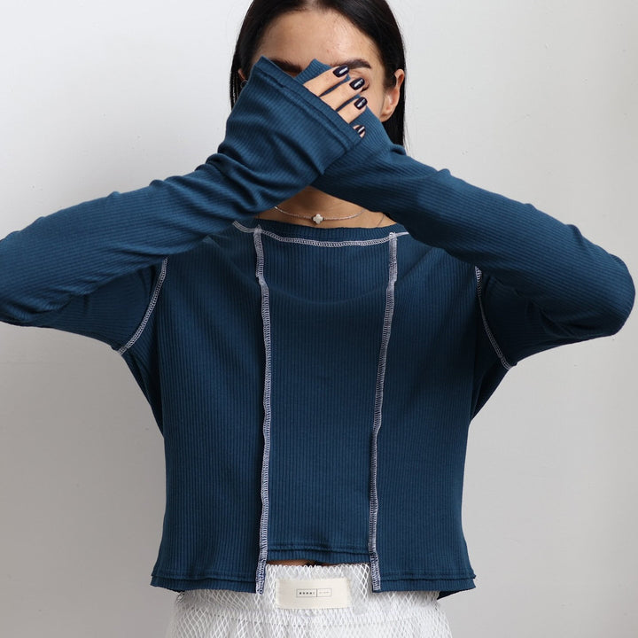 Damen lässiges Langarmoberteil mit retro inspirierten Rippstruktur und Kontrastnähten Drune