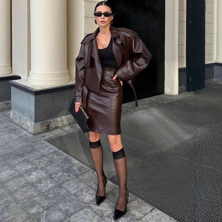 Damen modische Kunstlederjacke mit tailliertem Schnitt Drune