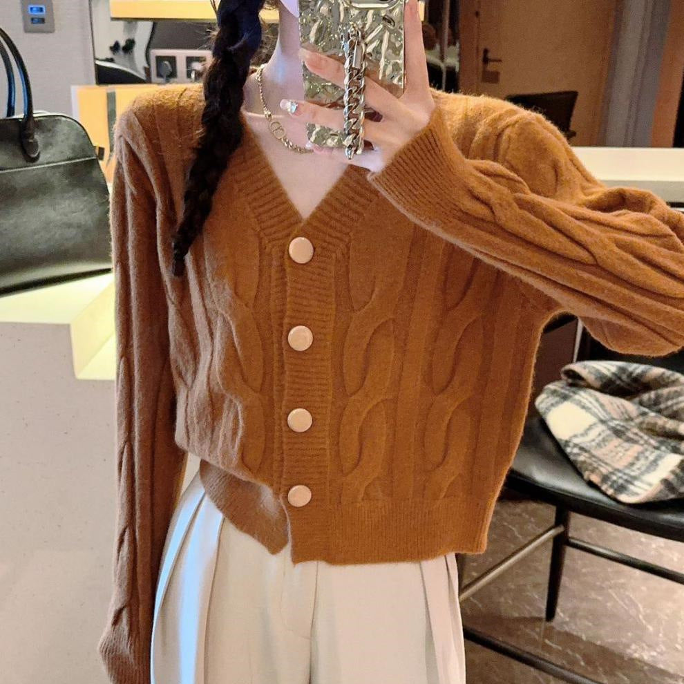 Damen Grobstrickjacke mit dekorativer Knopfleiste und weichem Material Drune