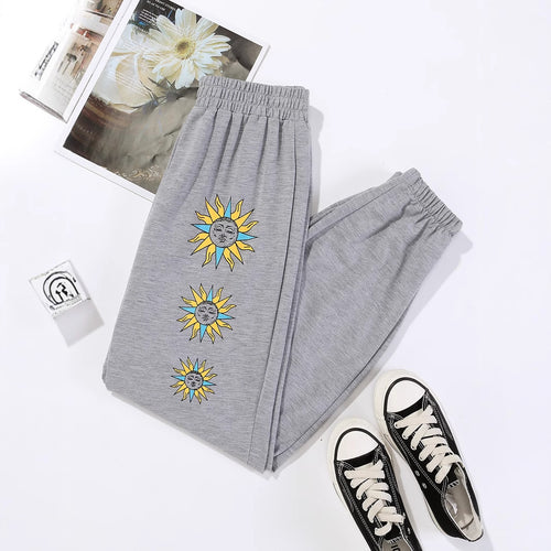 Damen bequeme Sweatpants mit trendigem Sonnenmotiv Drune