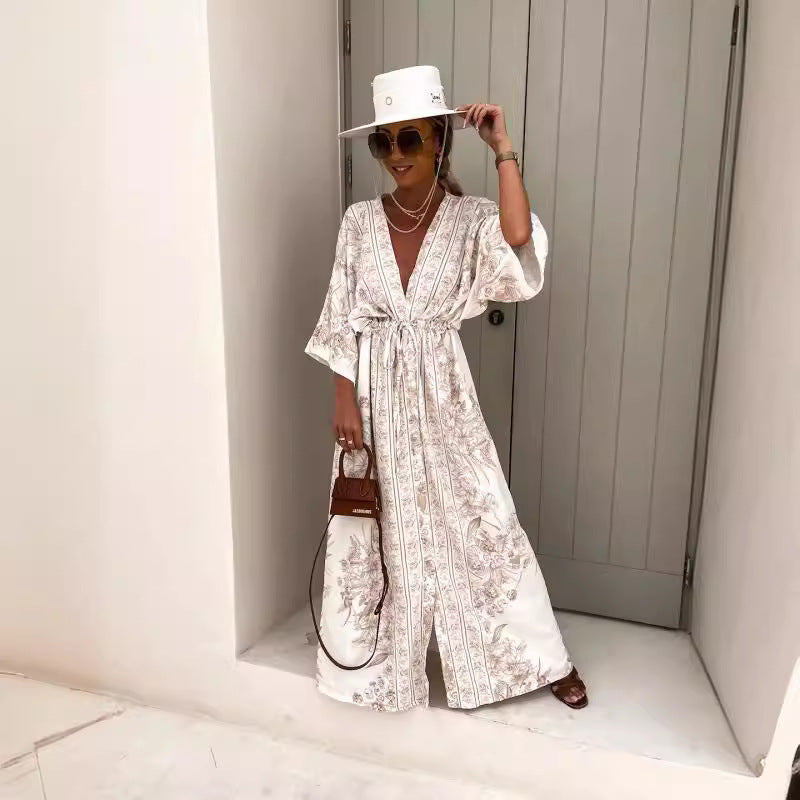 Damen luftiger Kaftan mit kunstvollem Blumenmuster und eleganten Details Drune