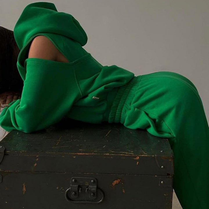 Damen sportliches Sweatset mit tiefem Ausschnitt und seitlichen Raglanärmeln Drune