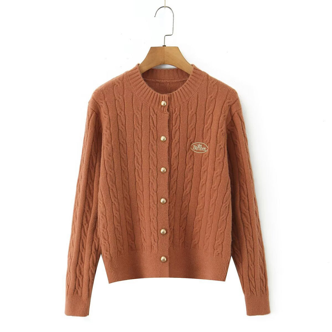 Damen Strickjacke mit elegantem Zopfmuster und Perlenknöpfen Drune