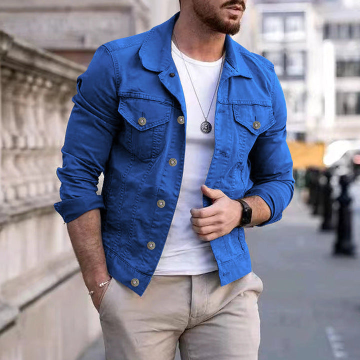 Herren nan taillierte Jeansjacke im Trucker-Stil mit Brusttaschen und Metallknöpfen Drune
