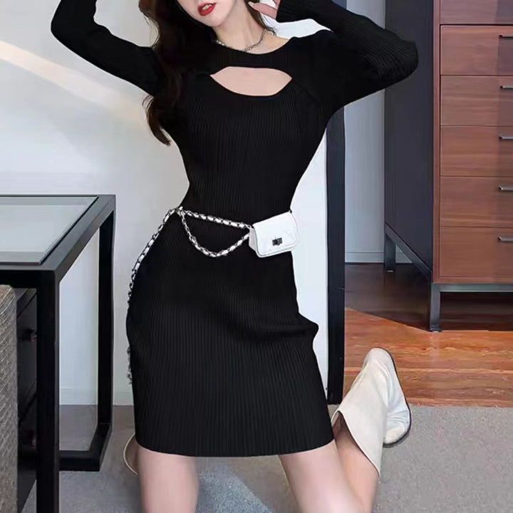 Damen Strickkleid mit cut-out Design und figurbetonter Silhouette Drune