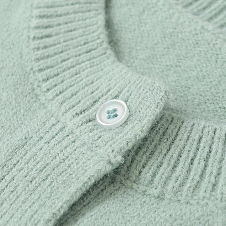 Damen cropped Strickjacke mit knöpfen und weichem Material Drune