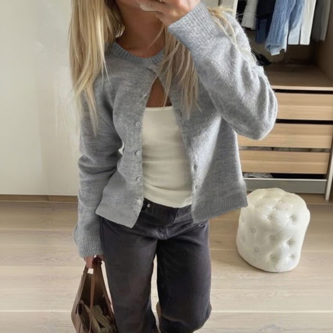 Damen nan kurzgeschnittene Kuschelstrick-Cardigan mit Rundhalsausschnitt und Perlmuttknöpfen Drune