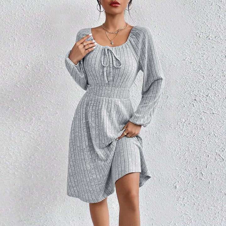 Damen Midi-Kleid mit elastischem Material und modischer Raffung Drune