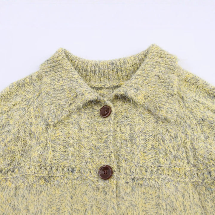 Damen Strickjacke mit schickem, weichem Stoff und dekorativen Knöpfen Drune