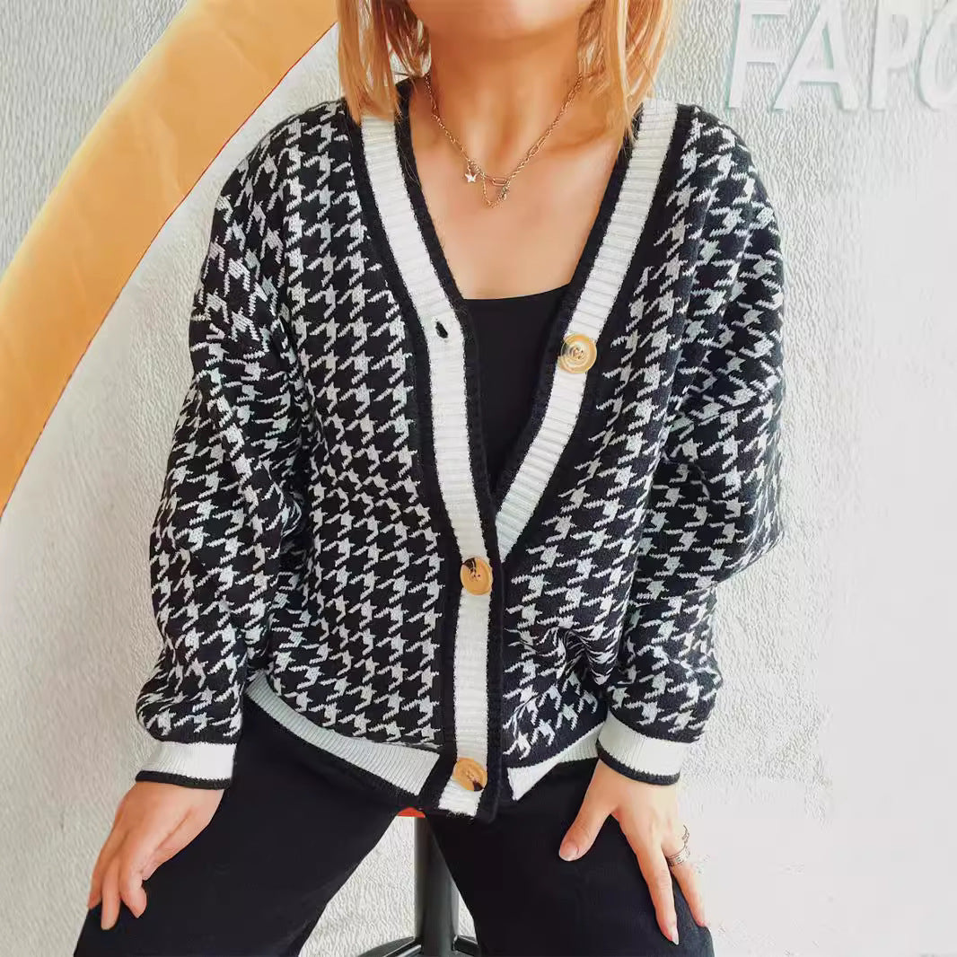 Damen oversized Strickjacke im klassischen Hahnentrittmuster Drune