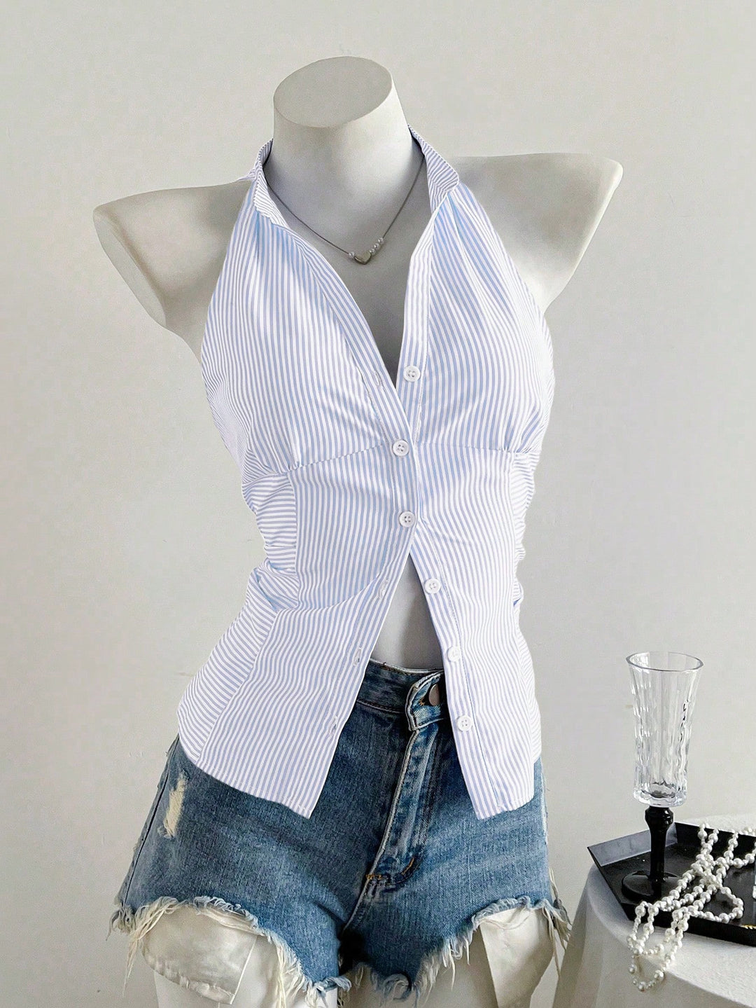 Damen Haltertop mit elegantem Streifenmuster Drune