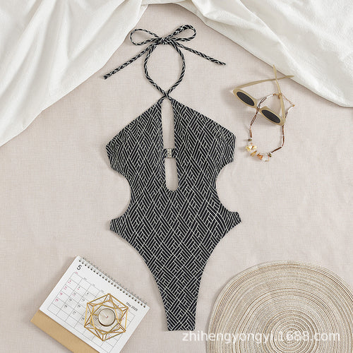 Damen Einteiler Badeanzug mit kreativem Cut-Out Drune
