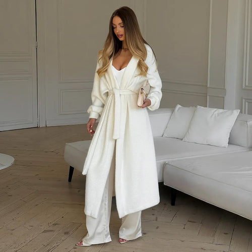 Damen Langer, eleganter Morgenmantel aus weicher Wolle mit Gürtel und oversized Schnitt Drune