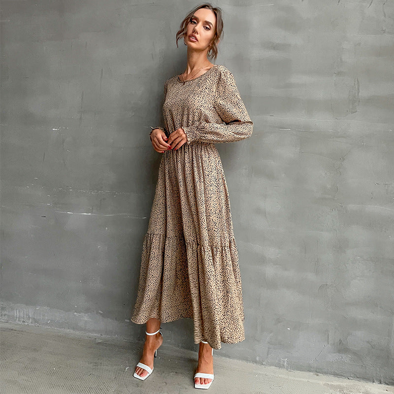 Damen Maxikleid mit elastischem Taillengürtel und eleganten Rüschendetails Drune