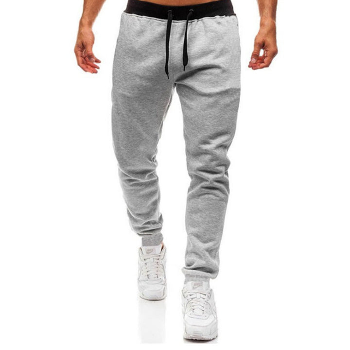 Herren nan taillierte Jogginghose mit elastischem Komfortbund, verstellbarem Kordelzug, eingearbeiteten Seitentaschen und geripptem Knöchelabschluss Drune