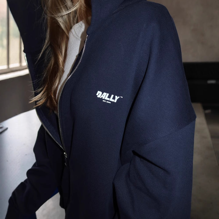 Damen Kapuzenpullover mit kunstvollem Engelmotiv und modischem Schriftzug Drune