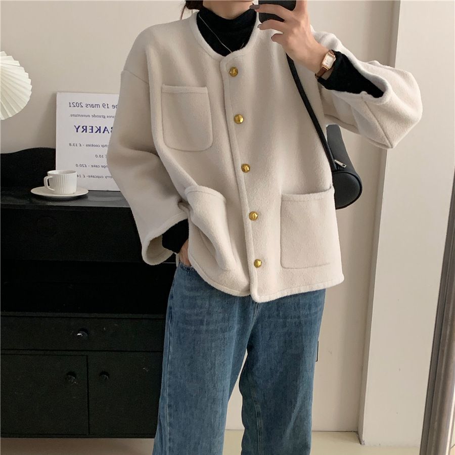 Damen Softe Jacke mit dekorativen Knöpfen und großen Taschen Drune