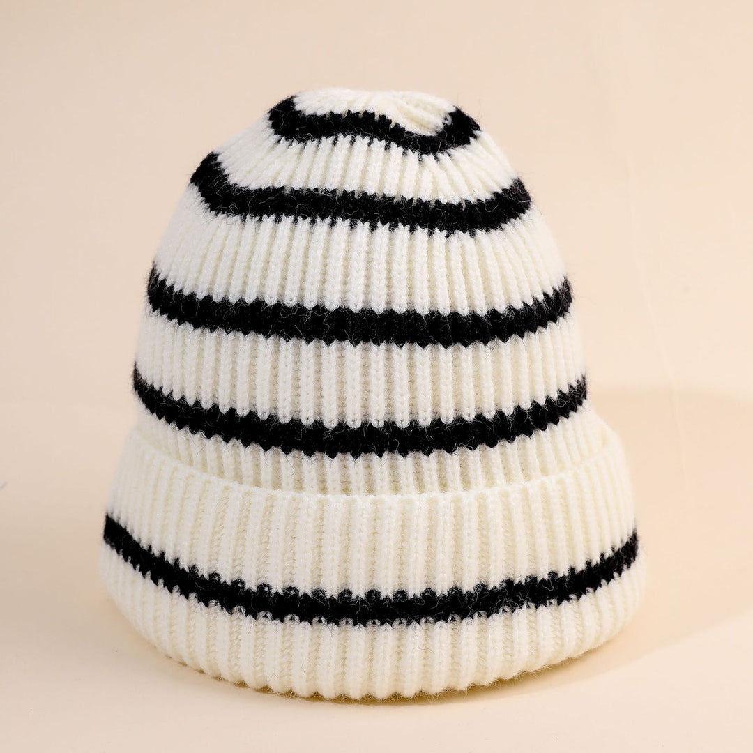 Damen Beanie-Mütze mit gestreiftem Design und weichem Innenfutter Drune
