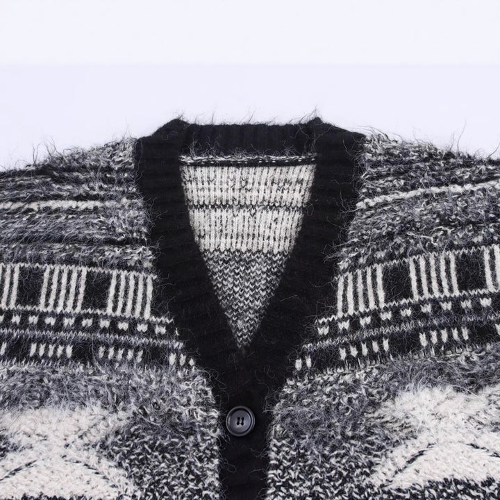 Damen Strickjacke mit geometrischem Muster und tiefem V-Ausschnitt Drune