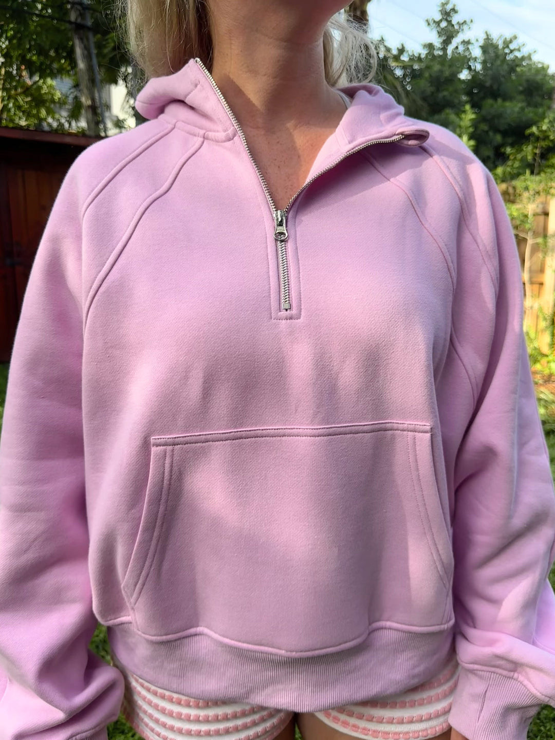 Damen Raglan-Pullover mit halbem Reißverschluss und Kängurutasche Drune