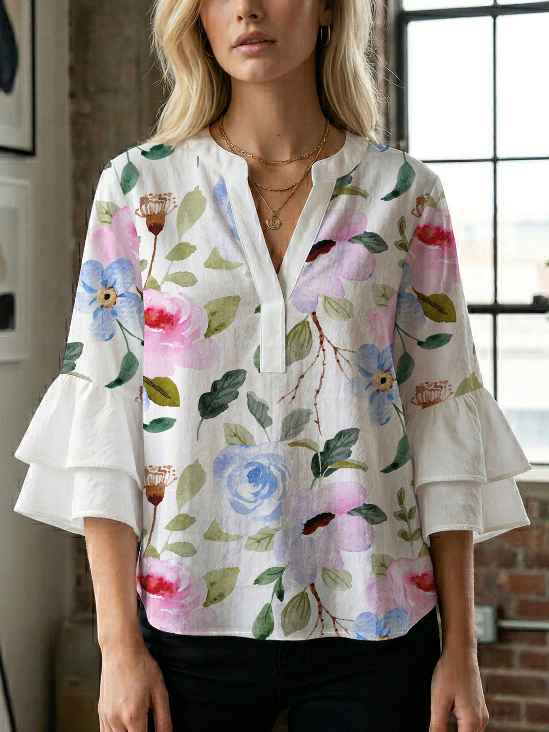 Damen Bluse mit Rüschendetails und auffälligem Animal-Print Drune