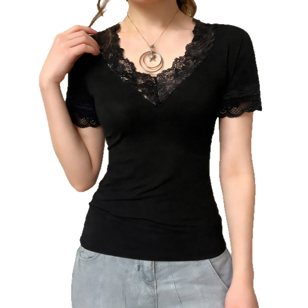 Damen T-Shirt mit elegantem Spitzenbesatz Drune