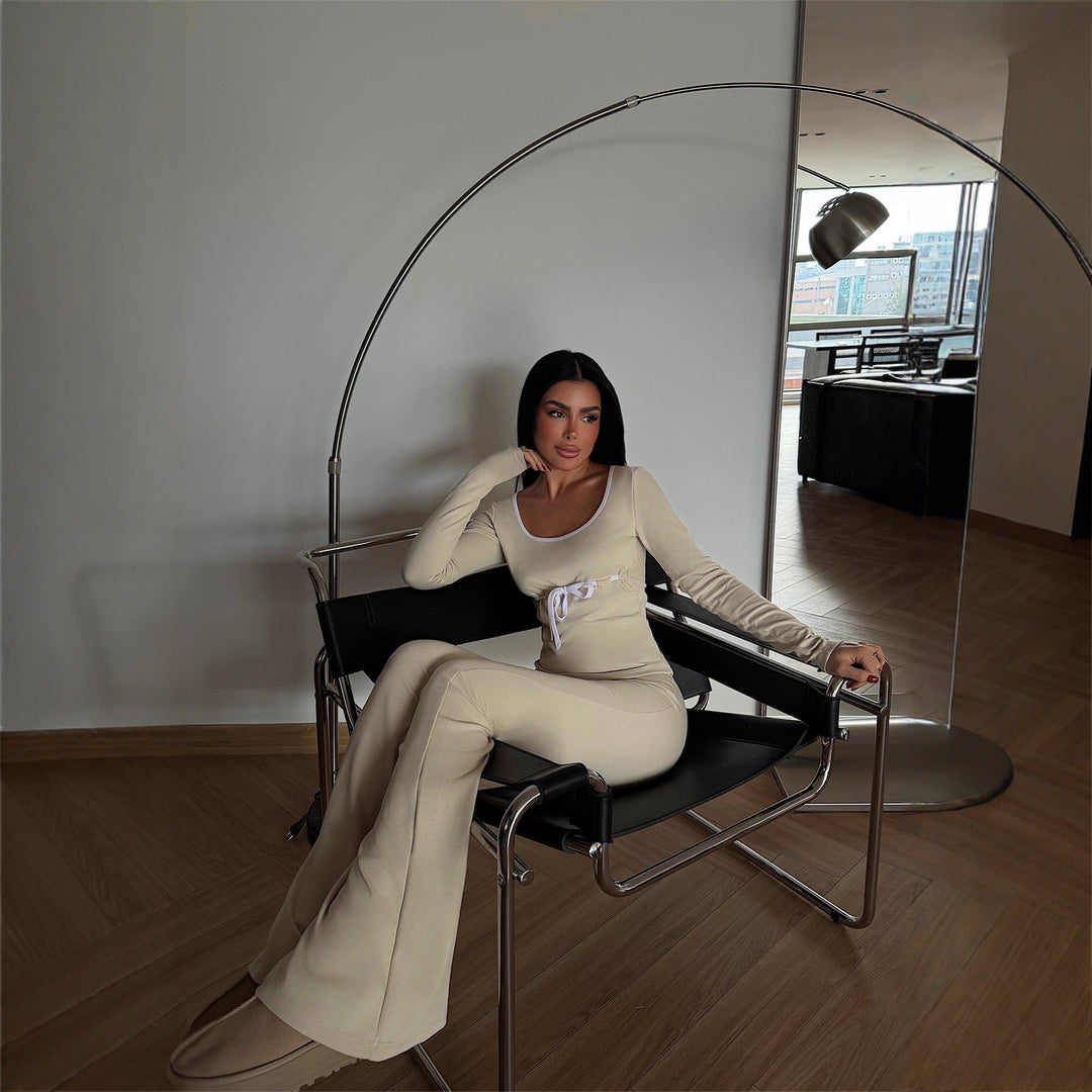 Damen eleganter Jumpsuit mit tiefem V-Ausschnitt und taillierter Silhouette Drune