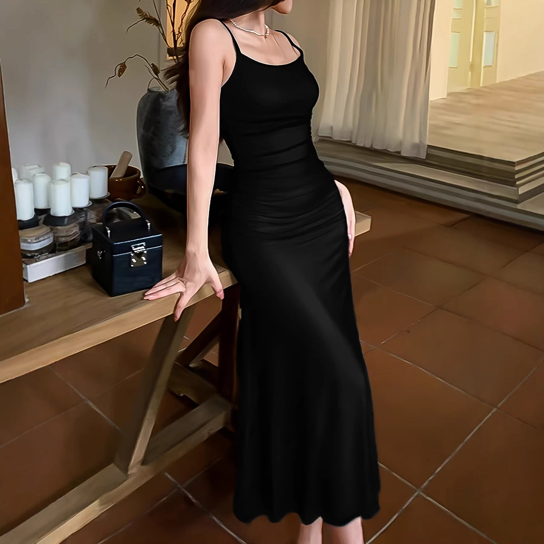 Damen langes Wickelkleid mit eleganter Silhouette und spaghettiträgen Drune